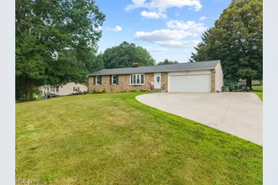 6641 Hillfield Street NW, North Canton, OH 44720 - Photo 3