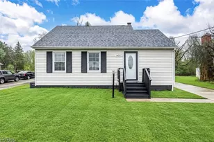 7623 Macedonia Rd, Oakwood, OH 44146 - Photo 1