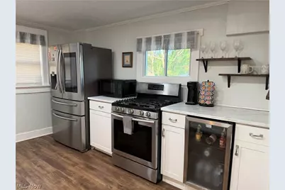 1333 Manchester Road, Akron, OH 44307 - Photo 11