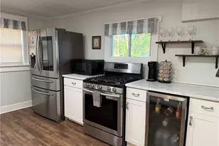 1333 Manchester Rd, Akron, OH 44307 - Photo 11