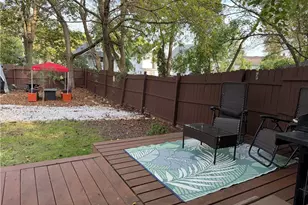 1333 Manchester Rd, Akron, OH 44307 - Photo 27