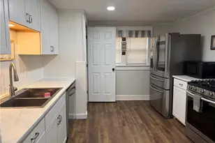 1333 Manchester Rd, Akron, OH 44307 - Photo 13
