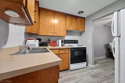 1944 Rowland Avenue NE, Canton, OH 44714 - Photo 11