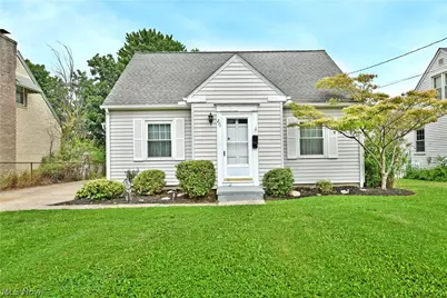 271 Parkgate Avenue, Austintown, OH 44515 - Photo 1