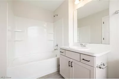 37456 W Fenwick Drive, North Ridgeville, OH 44039 - Photo 23