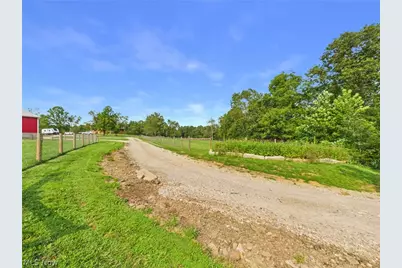 827 Darnold Road, Vincent, OH 45784 - Photo 41