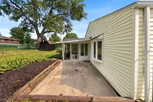 208 S Roanoke Ave, Youngstown, OH 44515 - Photo 33