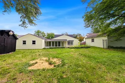 208 S Roanoke Avenue, Youngstown, OH 44515 - Photo 37