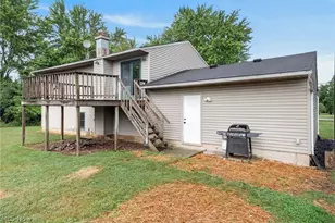16761 Indian Hollow Rd, Grafton, OH 44044 - Photo 3
