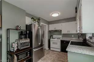 29248 Oakdale Rd, Willowick, OH 44095 - Photo 7