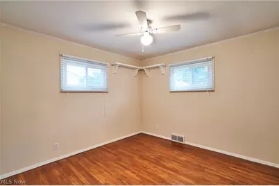 29632 Fairway Boulevard, Willowick, OH 44095 - Photo 7