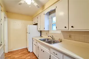 29632 Fairway Blvd, Willowick, OH 44095 - Photo 15