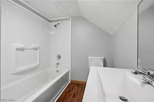 934 Middle Ave, Elyria, OH 44035 - Photo 5