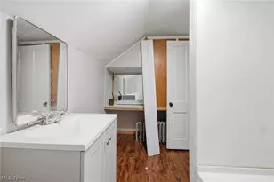 934 Middle Ave, Elyria, OH 44035 - Photo 9