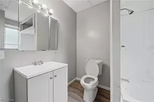 934 Middle Ave, Elyria, OH 44035 - Photo 19