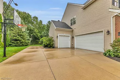 361 Harbor Court, Avon Lake, OH 44012 - Photo 3