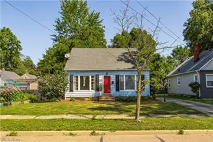 1597 Bond St, Akron, OH 44313 - Photo 3