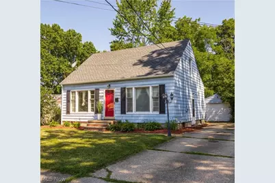 1597 Bond Street, Akron, OH 44313 - Photo 1