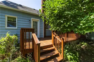 1597 Bond St, Akron, OH 44313 - Photo 33
