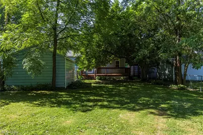 1597 Bond Street, Akron, OH 44313 - Photo 37