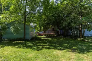 1597 Bond St, Akron, OH 44313 - Photo 37