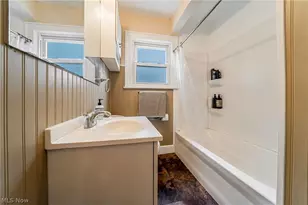 2549 Ogden Ave, Akron, OH 44312 - Photo 19