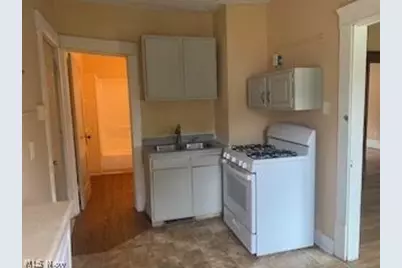 63-65 N Balch Street, Akron, OH 44303 - Photo 11