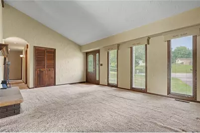 5818 Starview Circle, Clinton, OH 44216 - Photo 5