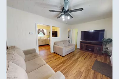 435 2nd Street SE, Brewster, OH 44613 - Photo 3