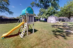 435 2nd St SE, Brewster, OH 44613 - Photo 31