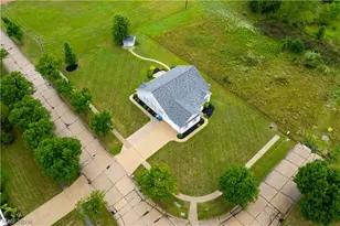 201 Cornerstone Pl, Wellington, OH 44090 - Photo 3