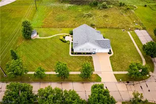 201 Cornerstone Pl, Wellington, OH 44090 - Photo 41