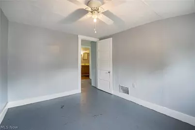 555 W New York Avenue, Sebring, OH 44672 - Photo 25