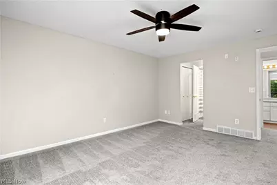 4648 Oak Point Road, Lorain, OH 44053 - Photo 19