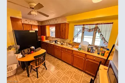 504 33rd Street NW, Canton, OH 44709 - Photo 3