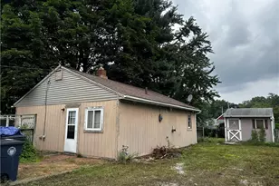 1915 Flint Ave, Akron, OH 44305 - Photo 5