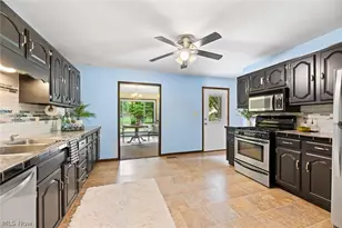 3756 Charring Cross Dr, Stow, OH 44224 - Photo 5