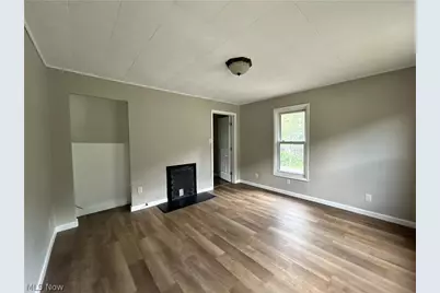 2370 W 23rd Street, Bellaire, OH 43906 - Photo 7