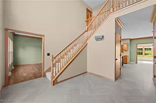 1413 Ashford Glen Ln, Sagamore Hills, OH 44067 - Photo 5