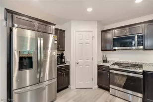1254 Cross Dr, Austintown, OH 44515 - Photo 19