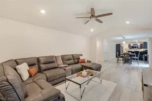 1254 Cross Dr, Austintown, OH 44515 - Photo 11