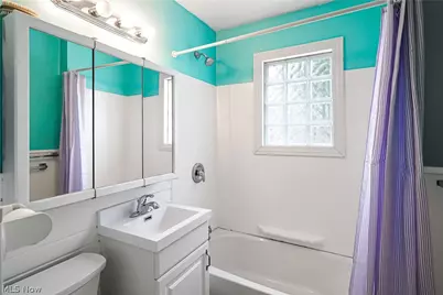 61 Hawk Avenue, Akron, OH 44312 - Photo 5