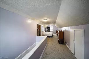 61 Hawk Ave, Akron, OH 44312 - Photo 17