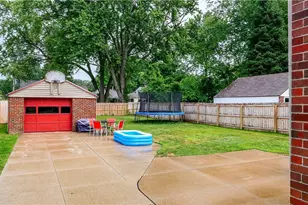 61 Hawk Ave, Akron, OH 44312 - Photo 23