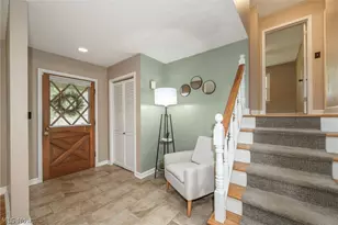 496 Howe Rd, Kent, OH 44240 - Photo 5