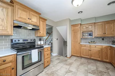 496 Howe Road, Kent, OH 44240 - Photo 9