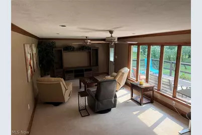 3245 Harding Avenue, East Liverpool, OH 43920 - Photo 9