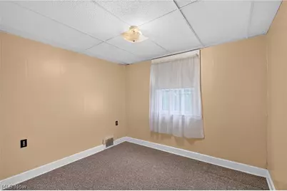 1392 Maryland Avenue SW, Canton, OH 44710 - Photo 15