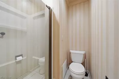 7445 Market Avenue N, Canton, OH 44721 - Photo 23