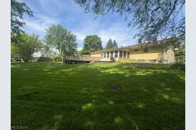 2455 David Court, Austintown, OH 44511 - Photo 3
